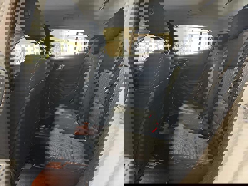 Image Mercedes-Benz GLA 180 Intuition  GLA 180 Intuition 180 Intuition